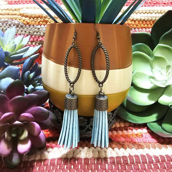 Artisan Hand Crafted Earrings Aqua Blue Faux Suede Tassels Antique Gold Pierced - Picture 2 of 7